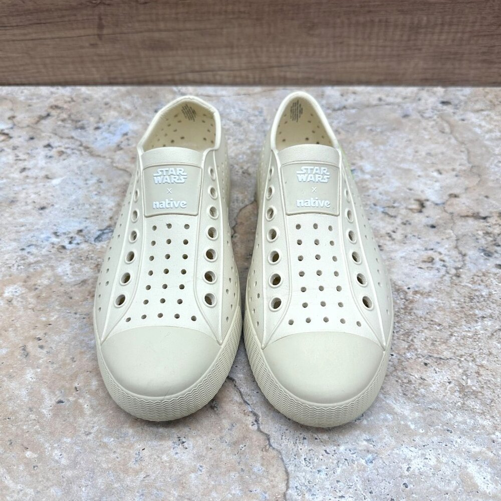 Native x Disney Star Wars Unisex Grogu Jefferson Slip On Shoes Yoda Cream M5 W7 - Picture 2 of 11